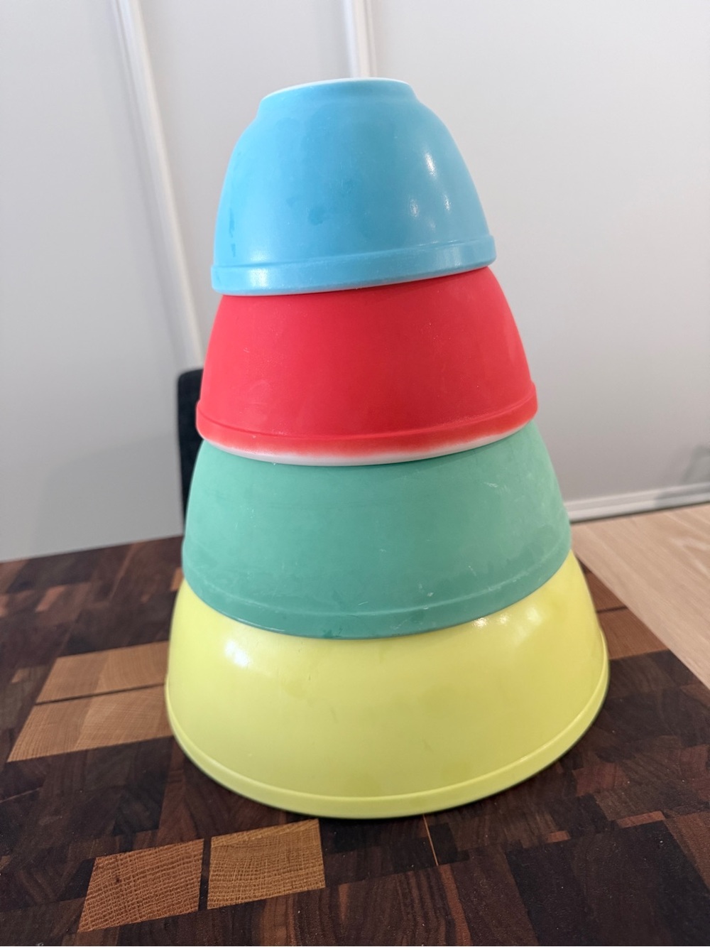 Vintage Pyrex Primary Colors Nesting Mixing Bowls Set of 4 | 401 402 403 404 |